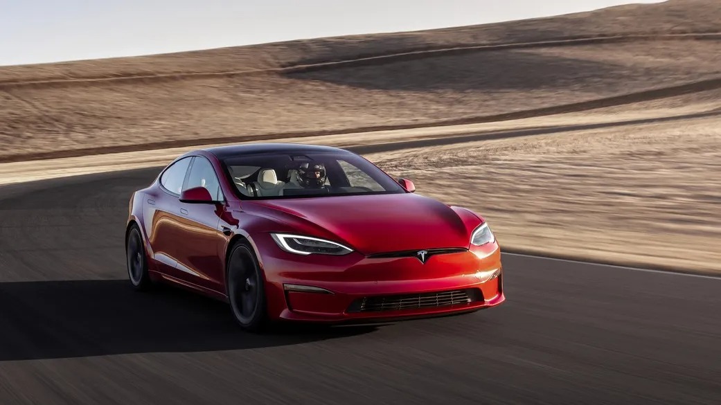 Hãng xe ô tô điện Tesla có gì khác biệt
